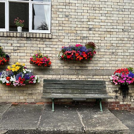 Brialene Holiday Flats Scarborough Bagian luar foto