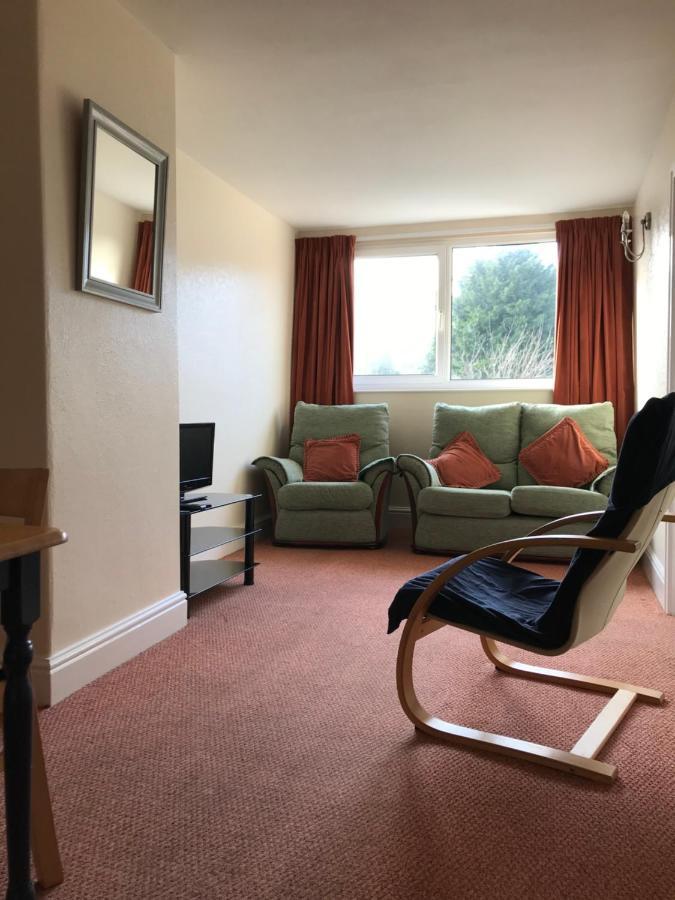 Brialene Holiday Flats Scarborough Bagian luar foto