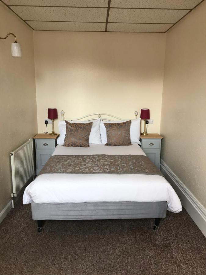Brialene Holiday Flats Scarborough Bagian luar foto