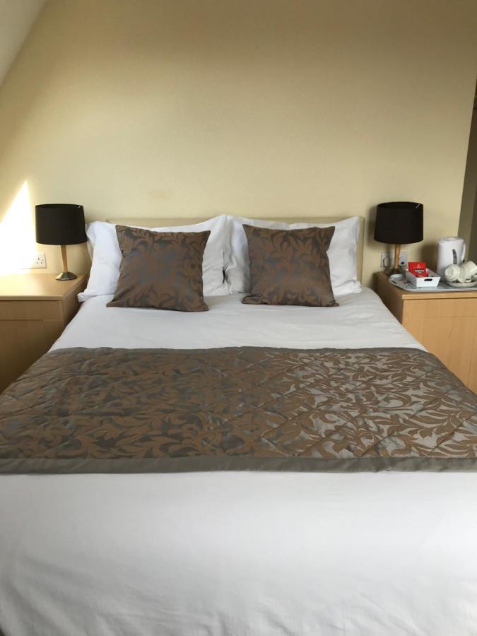 Brialene Holiday Flats Scarborough Bagian luar foto