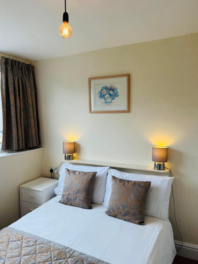 Brialene Holiday Flats Scarborough Bagian luar foto