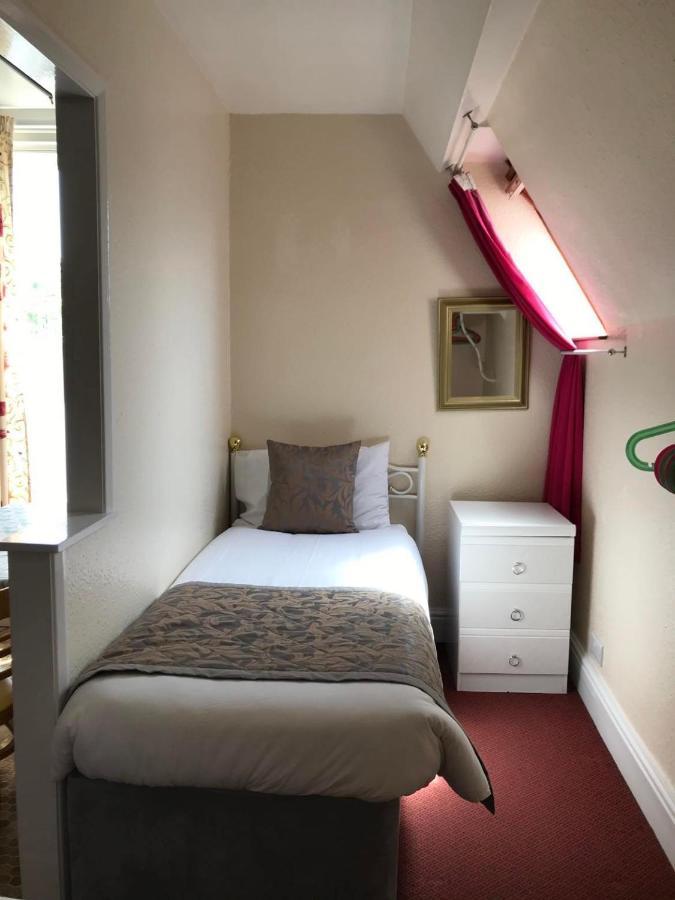 Brialene Holiday Flats Scarborough Bagian luar foto